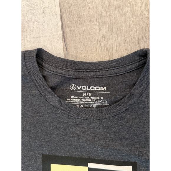 Volcom Shirt Mens Medium Black Gray Short Sleeve Graphic Tee Modern Skate Style - Picture 3 of 7
